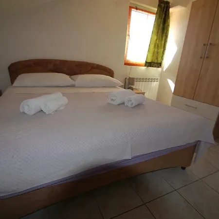 Batinic Apartment *